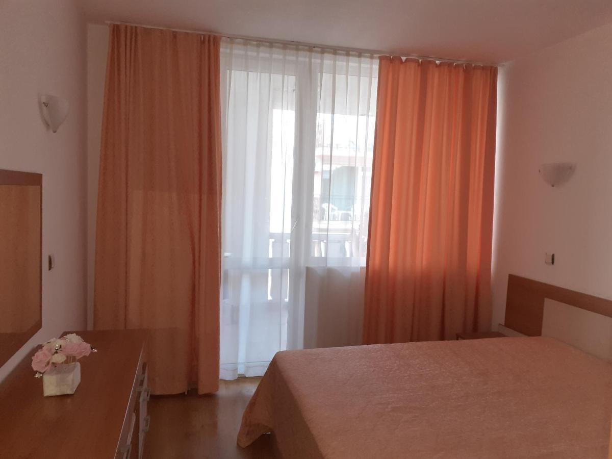 Апартамент Полюси 1 Sunny Beach Exterior photo
